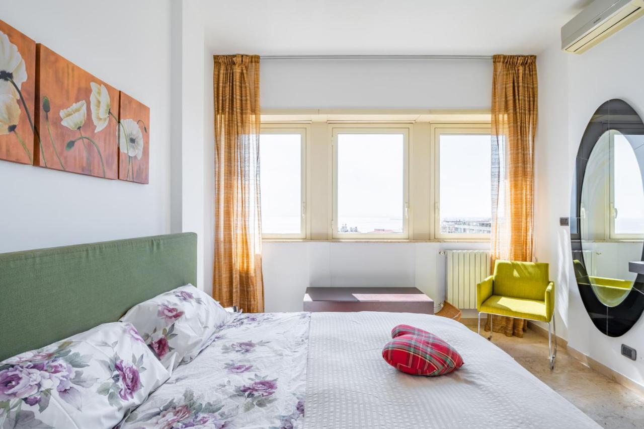 Catania Seaview Apartment With Balcony Exterior photo
