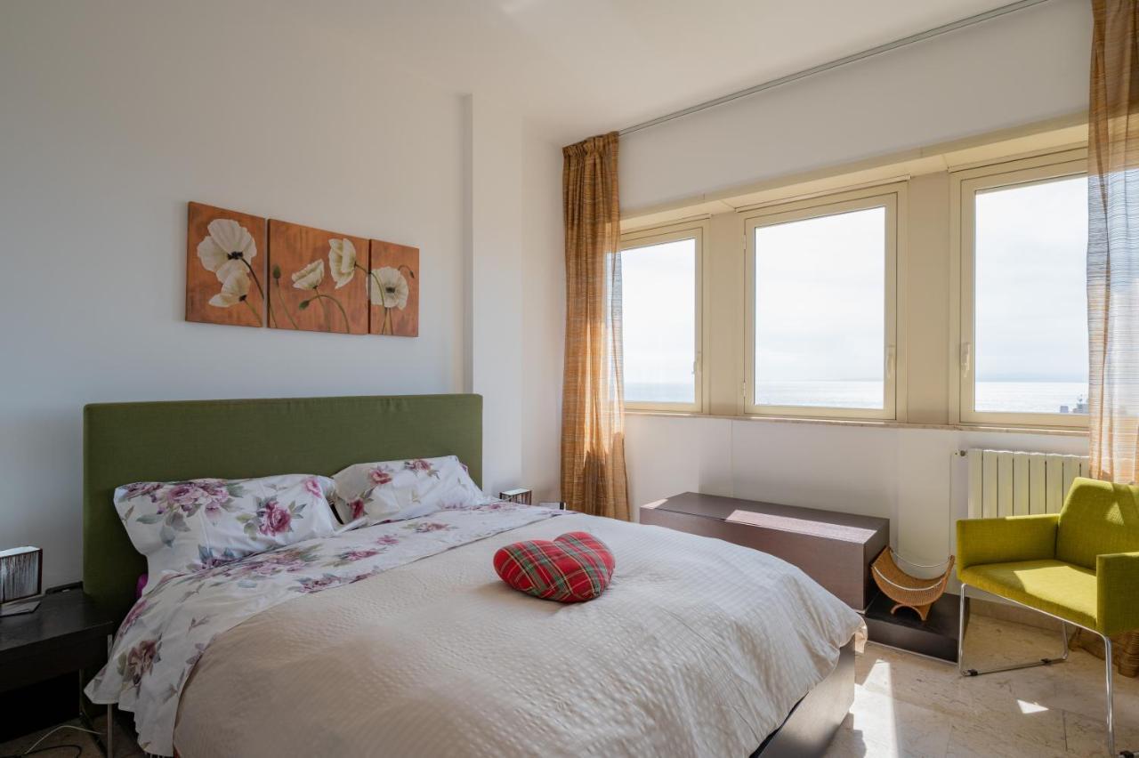 Catania Seaview Apartment With Balcony Exterior photo
